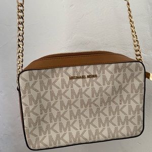 Michael Kors Crossbody bag